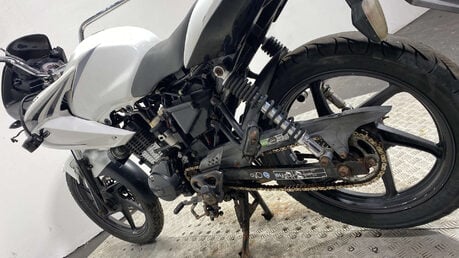 Honda CBF125 2013 CBF125 29K NON RUNNING PROJECT BIKE 125CC 13