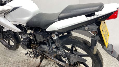 Honda CBF125 2013 CBF125 29K NON RUNNING PROJECT BIKE 125CC 15