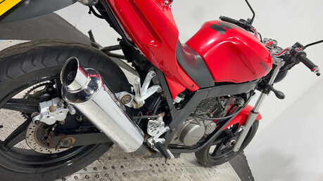Hyosung GT 125cc 2008 21K SPARES / REPAIRS / PROJECT 14