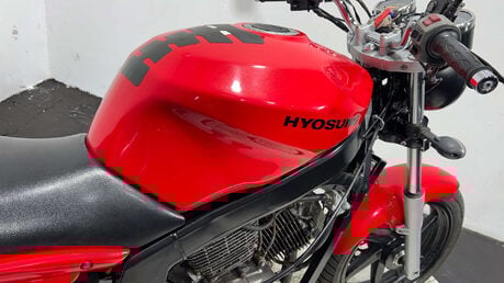 Hyosung GT 125cc 2008 21K SPARES / REPAIRS / PROJECT 11