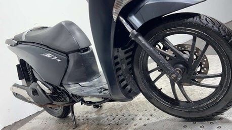 Honda SH125 SH125 2016 NON RUNNING PROJECT PARTS SCOOTER 20
