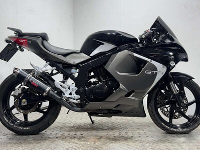 Hyosung GT GTR125 2016 4K RUNNING PROJECT BIKE 125CC SPORT