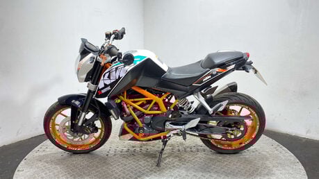 KTM 390 DUKE 11