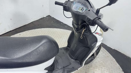 SYM Jet 2012 NON RUNNING PROJECT SCOOTER 125CC 14