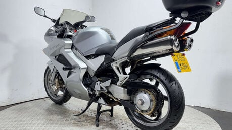 Honda VFR VTEC 2006 51k new MOT serviced commuter 800cc 5