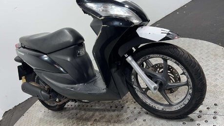 Honda Vision NSC 2016 NON RUNNING PROJECT SCOOTER 110CC 19