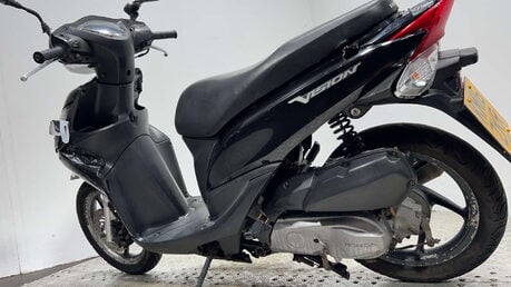 Honda Vision NSC 2016 NON RUNNING PROJECT SCOOTER 110CC 15