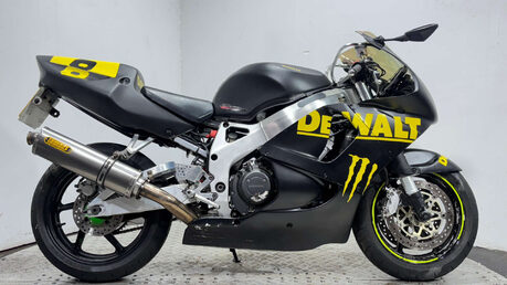 Honda CBR CBR900 2000 TRACK / RACE BIKE SPORT 900cc 1