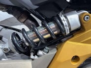 Aprilia Shiver 17 SL Naked Petrol Manual (93 ps) 13