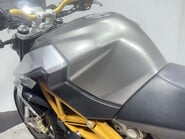 Aprilia Shiver 17 SL Naked Petrol Manual (93 ps) 32