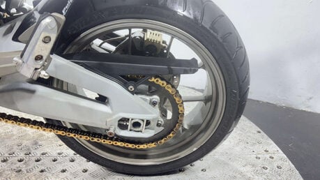 Aprilia Shiver 17 SL Naked Petrol Manual (93 ps) 36