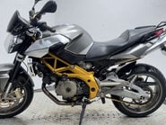 Aprilia Shiver 17 SL Naked Petrol Manual (93 ps) 4