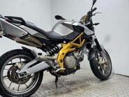Aprilia Shiver 17 SL Naked Petrol Manual (93 ps) 3