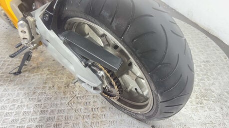 Aprilia Shiver 17 SL Naked Petrol Manual (93 ps) 38