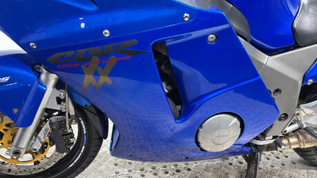Honda CBR 2001 52k GREAT RUNNING PROJECT BIKE 1100CC 18