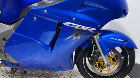 Honda CBR 2001 52k GREAT RUNNING PROJECT BIKE 1100CC 23