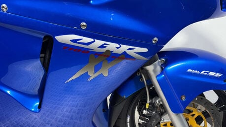 Honda CBR 2001 52k GREAT RUNNING PROJECT BIKE 1100CC 17