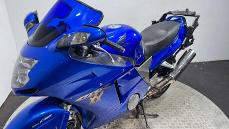 Honda CBR 2001 52k GREAT RUNNING PROJECT BIKE 1100CC 4