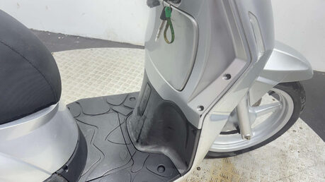 Kymco People 125 2009 RUNNING PROJECT SCOOTER 125CC 24