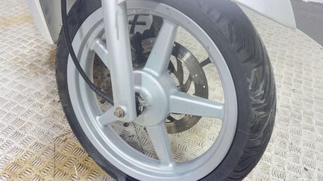 Kymco People 125 2009 RUNNING PROJECT SCOOTER 125CC 10