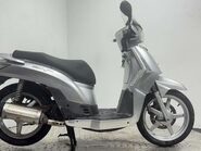 Kymco People 125 2009 RUNNING PROJECT SCOOTER 125CC 1