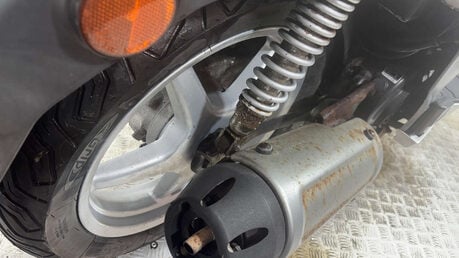 Kymco People 125 2009 RUNNING PROJECT SCOOTER 125CC 15