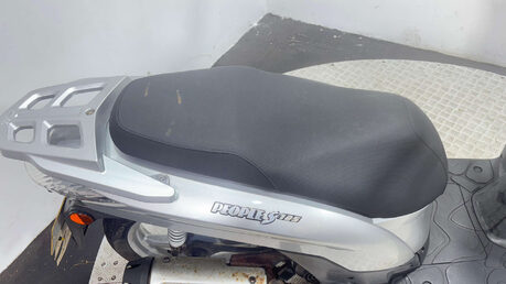 Kymco People 125 2009 RUNNING PROJECT SCOOTER 125CC 12