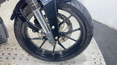 KTM Duke 2014 31K GREAT RUNNING SUPERMOTO BIKE 125CC 15BHP 11