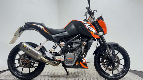 KTM Duke 2014 31K GREAT RUNNING SUPERMOTO BIKE 125CC 15BHP 1