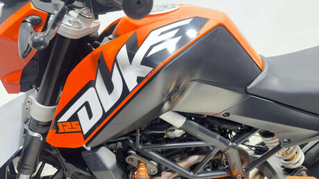 KTM Duke 2014 31K GREAT RUNNING SUPERMOTO BIKE 125CC 15BHP 15