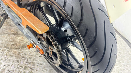 KTM Duke 2014 31K GREAT RUNNING SUPERMOTO BIKE 125CC 15BHP 14