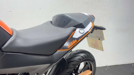 KTM Duke 2014 31K GREAT RUNNING SUPERMOTO BIKE 125CC 15BHP 26