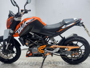 KTM Duke 2014 31K GREAT RUNNING SUPERMOTO BIKE 125CC 15BHP 4