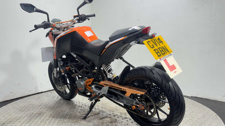 KTM Duke 2014 31K GREAT RUNNING SUPERMOTO BIKE 125CC 15BHP 6