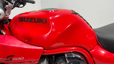 Suzuki Bandit 600 GSF 1997 61K NON RUNNING PROJECT BIKE 600CC 17