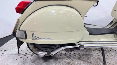Piaggio Vespa PX 2004 16K 2 STROKE 125 GEARED SCOOTER 125CC 16