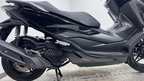 Honda Forza 125 2021 38K NEW MOT SERVICED 125CC MAXI SCOOTER 9
