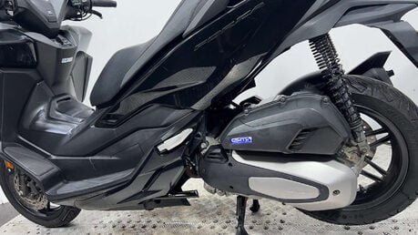 Honda Forza 125 2021 38K NEW MOT SERVICED 125CC MAXI SCOOTER 18