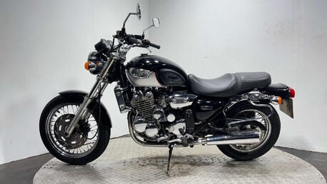 Triumph Adventurer 900 1999 ONLY 13K NEW MOT CLASSIC 900 SERVICED 4