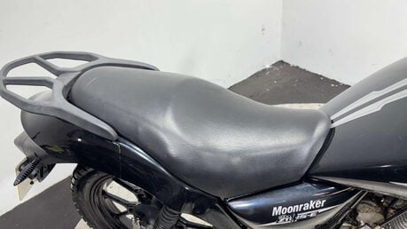 Zontes Mantis 125 ZT 125-E 2017 non running project bike 125cc 23