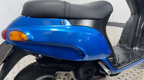 Piaggio Typhoon 2001 running 2 stroke 2t classic scooter 50CC 5