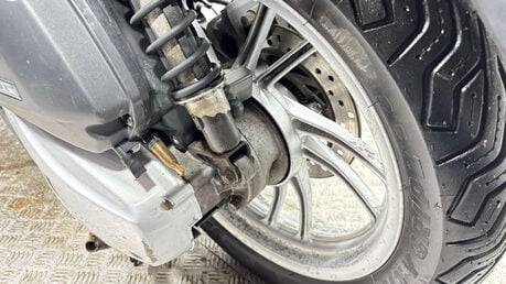 Honda SH125 SH 125 2016 NON RUNNING PROJECT BIKE 125CC 19