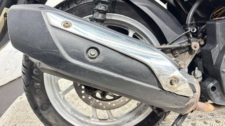Honda SH125 SH 125 2016 NON RUNNING PROJECT BIKE 125CC 22