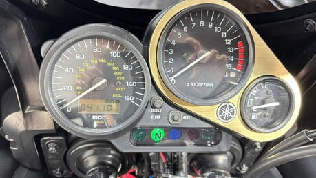 Yamaha FZS FAZER 600 2001 FOXEYE MK2 VERY CLEAN NEW MOT 600CC 32