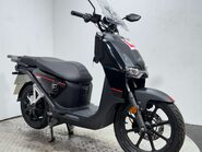 Vmoto CPX CPA 74V ELECTRIC SCOOTER LEARNER LEGAL 125CC 7PS 2