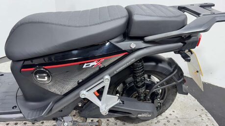 Vmoto CPX CPA 74V ELECTRIC SCOOTER LEARNER LEGAL 125CC 7PS 12
