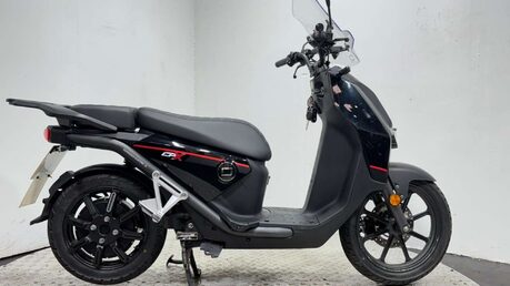 Vmoto CPX CPA 74V ELECTRIC SCOOTER LEARNER LEGAL 125CC 7PS 1