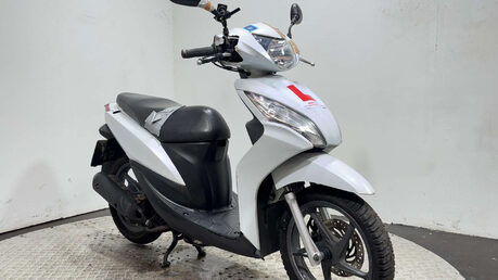 Honda Vision NON RUNNING PROJECT SCOOTER 110CC LEARNER BIKE 2