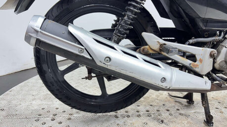 Yamaha YBR 125 2012 RUNNING PROJECT BIKE 125CC 24