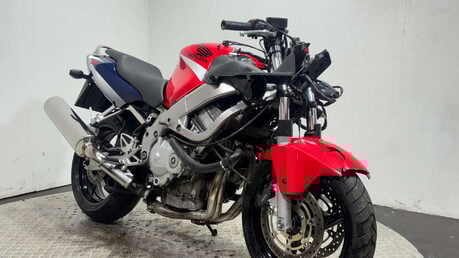 Honda CBR 56k NON RUNNING PROJECT BIKE 600CC DAMAGED 600CC 3
